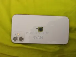 Apple iPhone 11 64 GB Purple