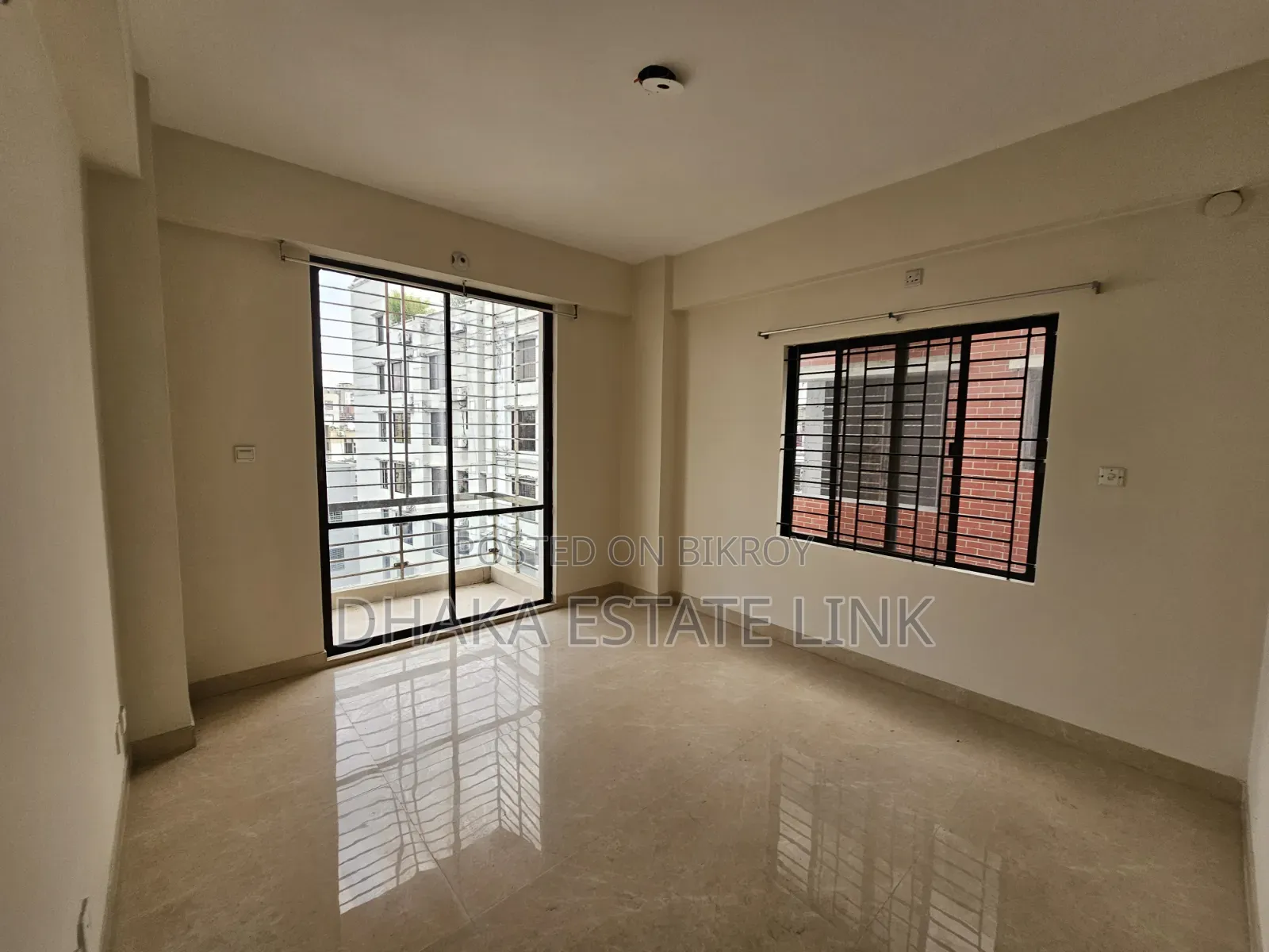 3bdrm Apartment in Dhanmondi for sale