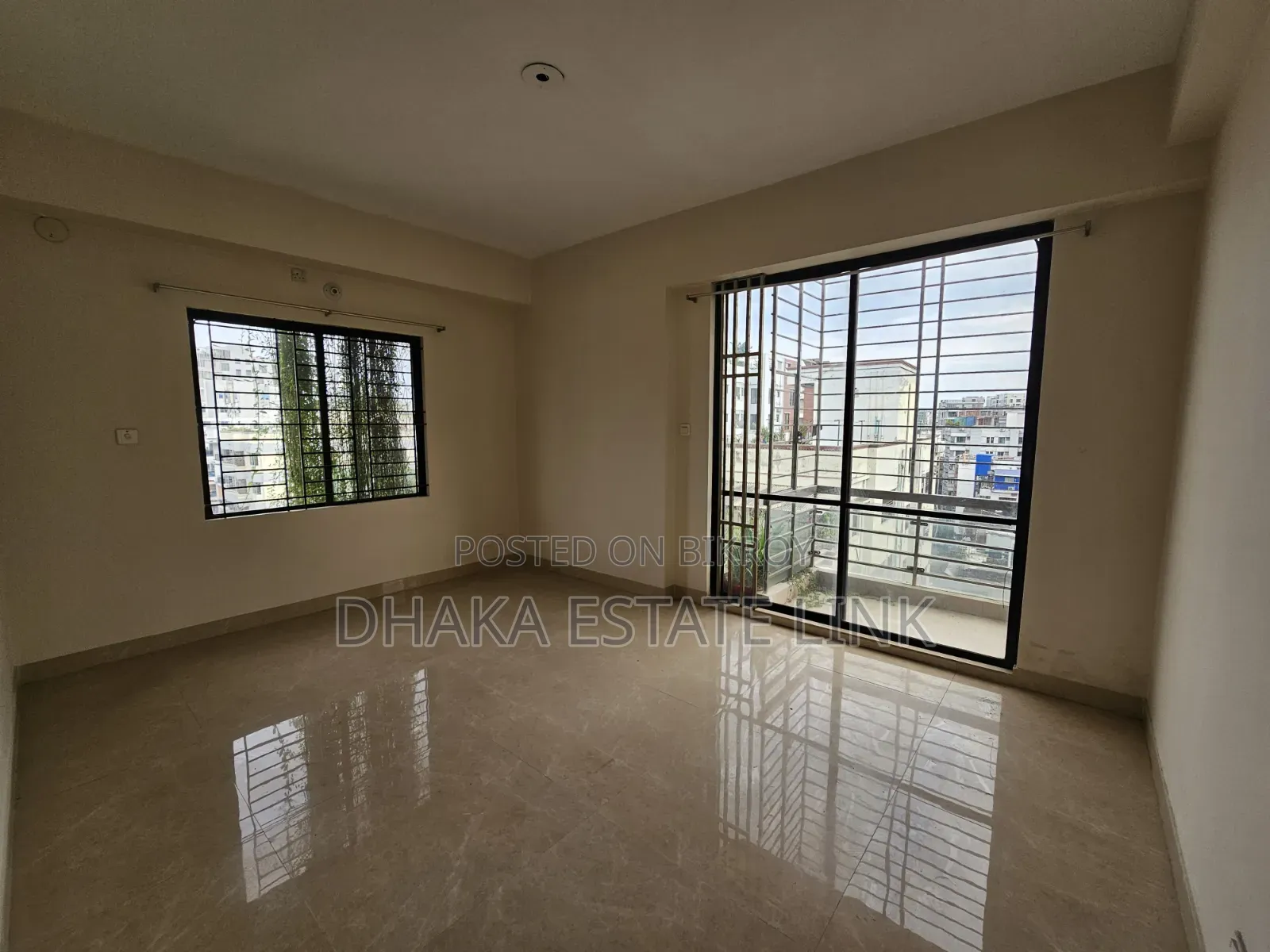 3bdrm Apartment in Dhanmondi for sale