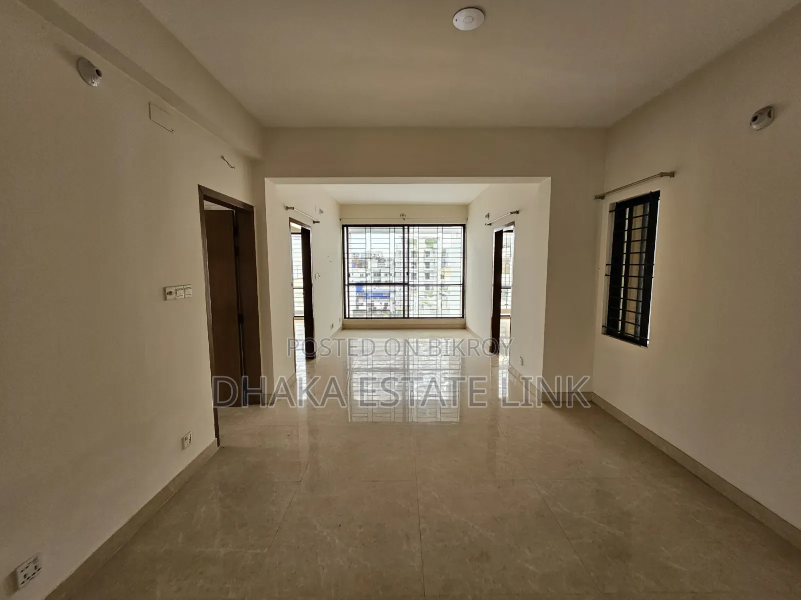3bdrm Apartment in Dhanmondi for sale