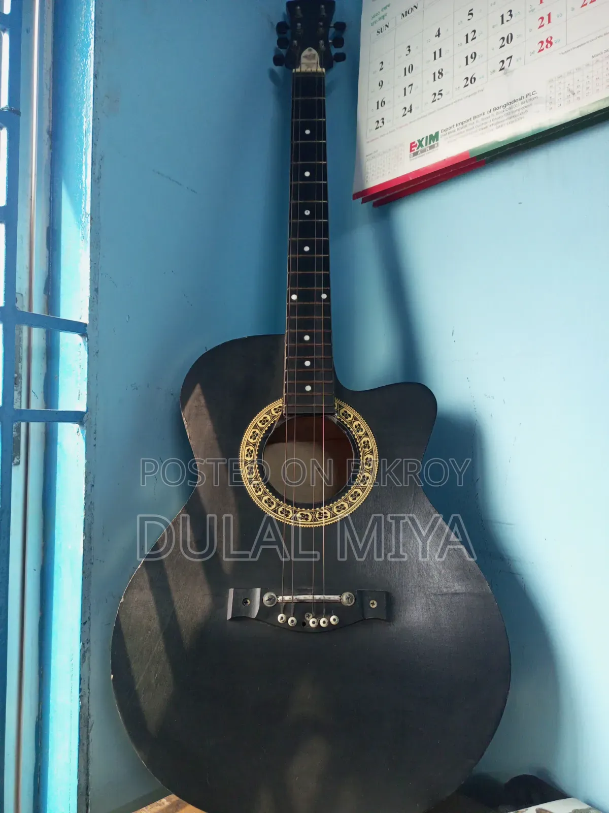 Acoustic Guiter for Sale