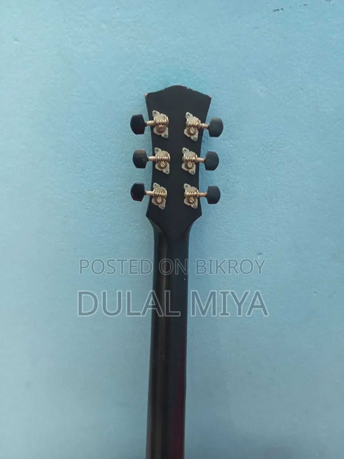 Acoustic Guiter for Sale