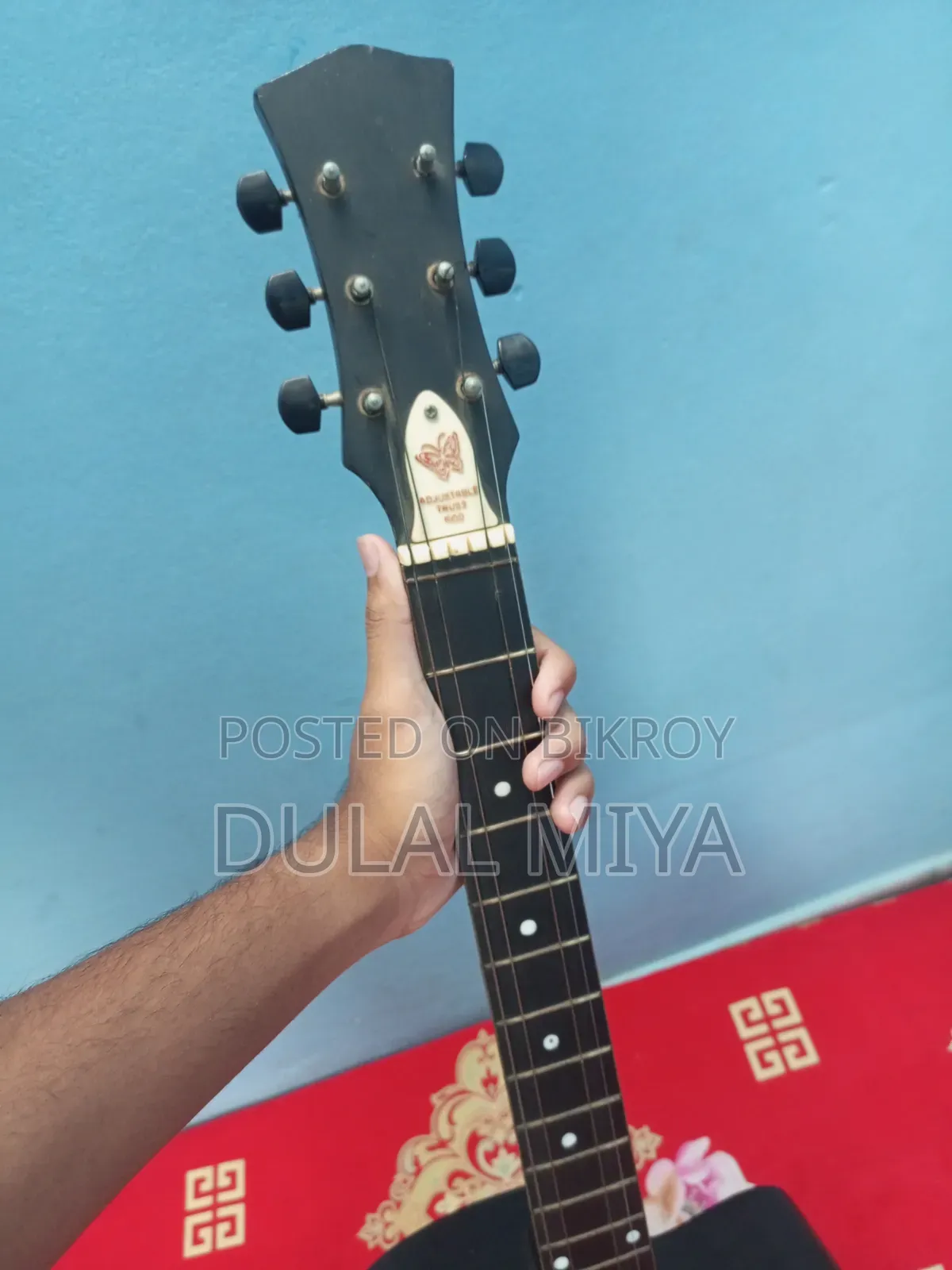 Acoustic Guiter for Sale