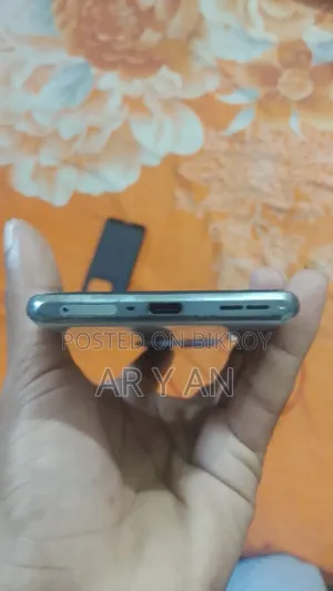 ওয়ানপ্লাস ১০টি ১২৮ জিবি