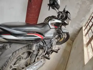 Bajaj Discover 125 2020 Black
