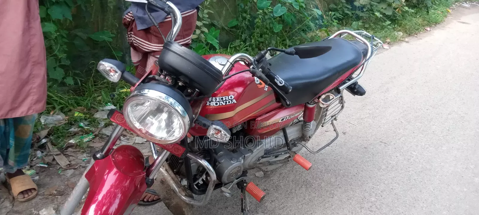Hero Dawn 100 2009 Red