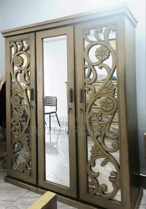 বিলাসবহুল সেগুন কাঠের আলমারি