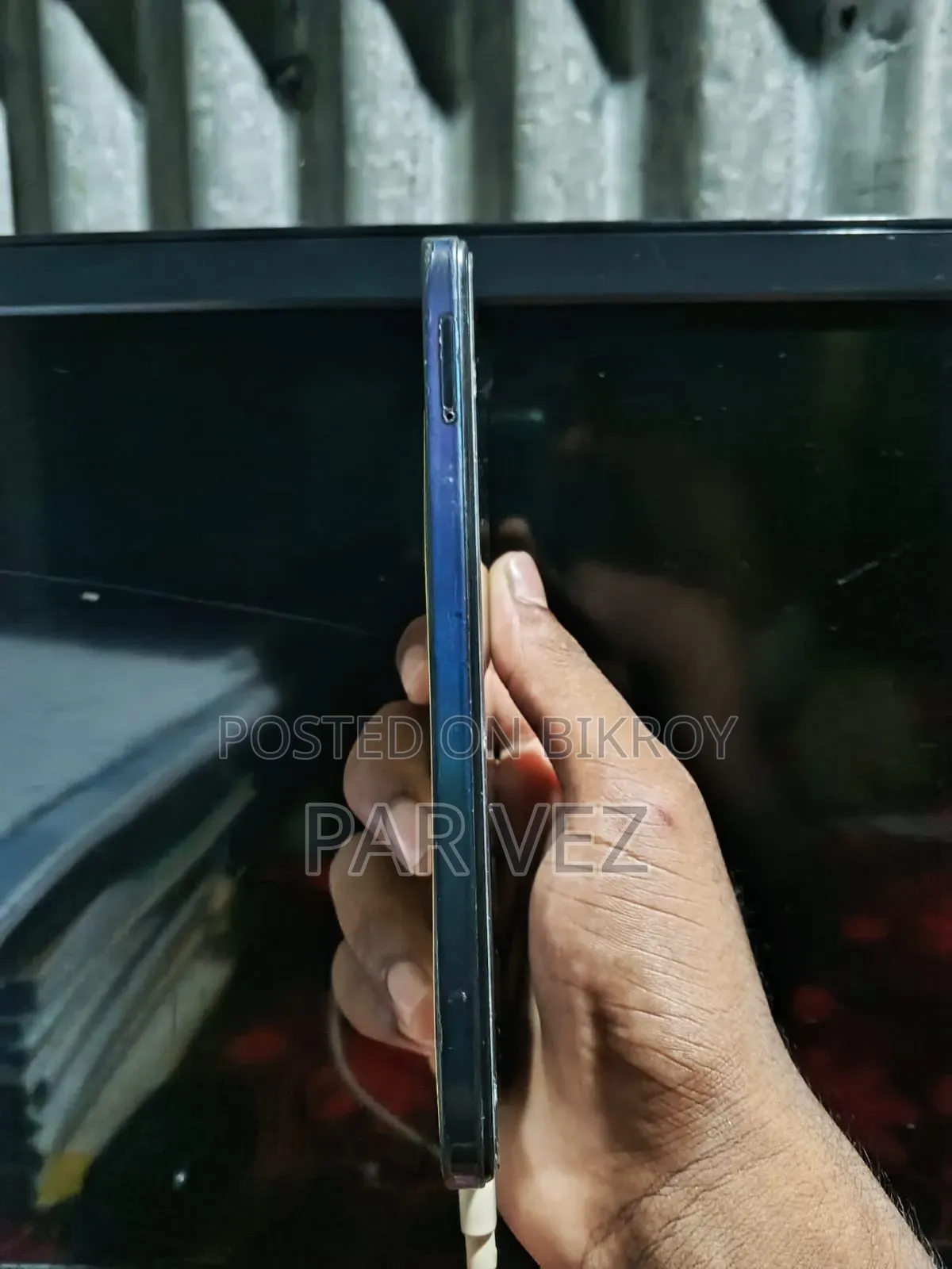 New Infinix Hot 40i 128 GB Yellow