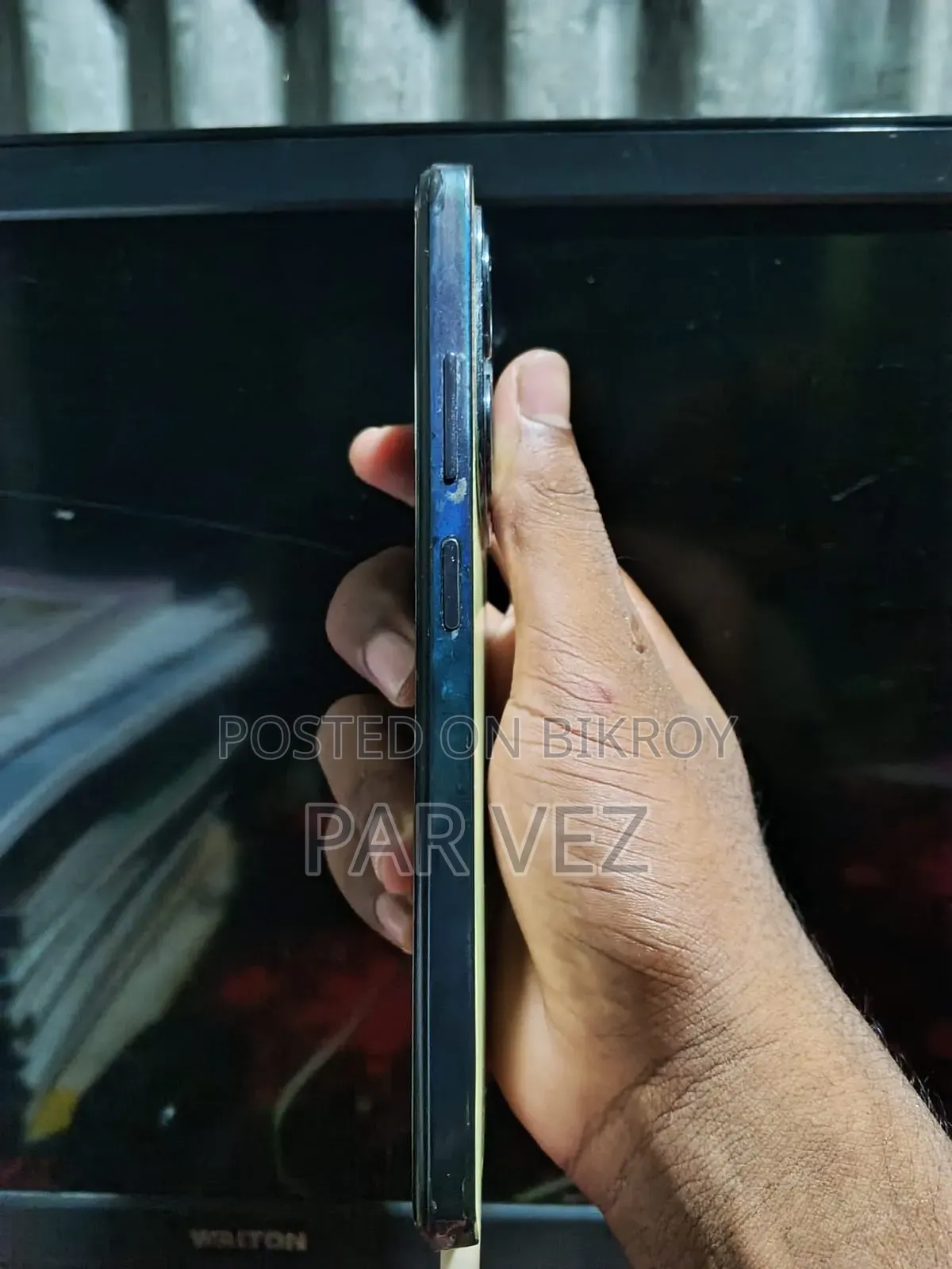 New Infinix Hot 40i 128 GB Yellow