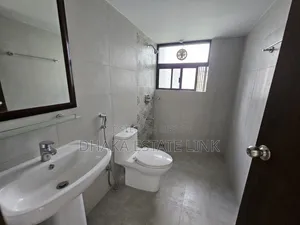 4 Bedroom Apartment in Bashundhara for Sale