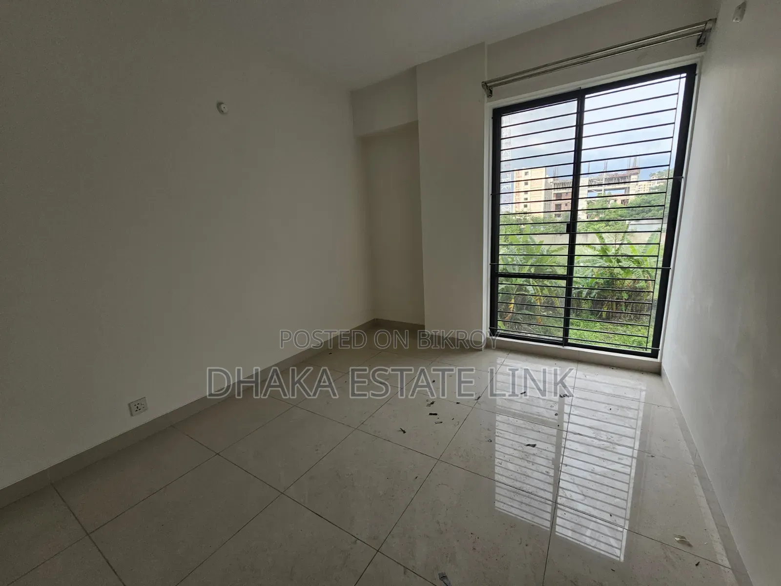 4 Bedroom Apartment in Bashundhara for Sale