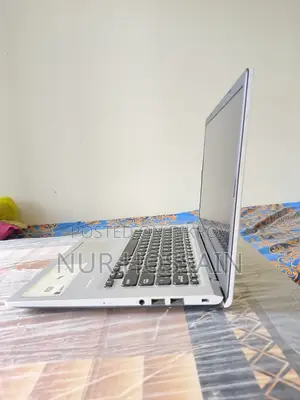 ল্যাপটপ আসুস ভিভুবুক ১৪ ৮জিবি ইন্টেল কোর আই৩ এসএসএইচডি+এসএসডি ২৫৬জিবি