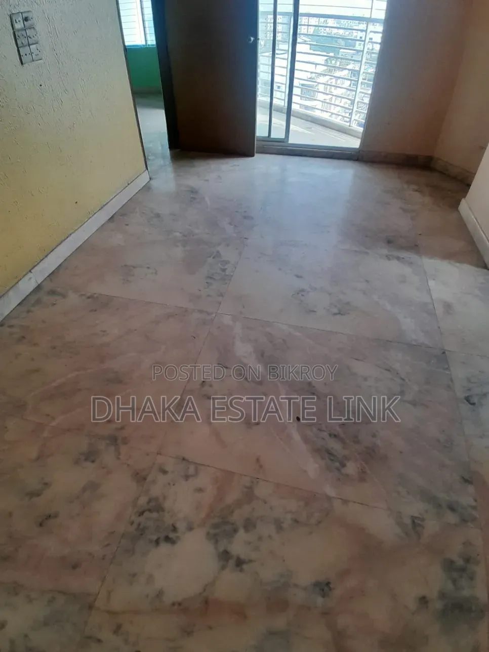 Commercial space for sale in Uttara Sector 7 Sonargaon Janapath.