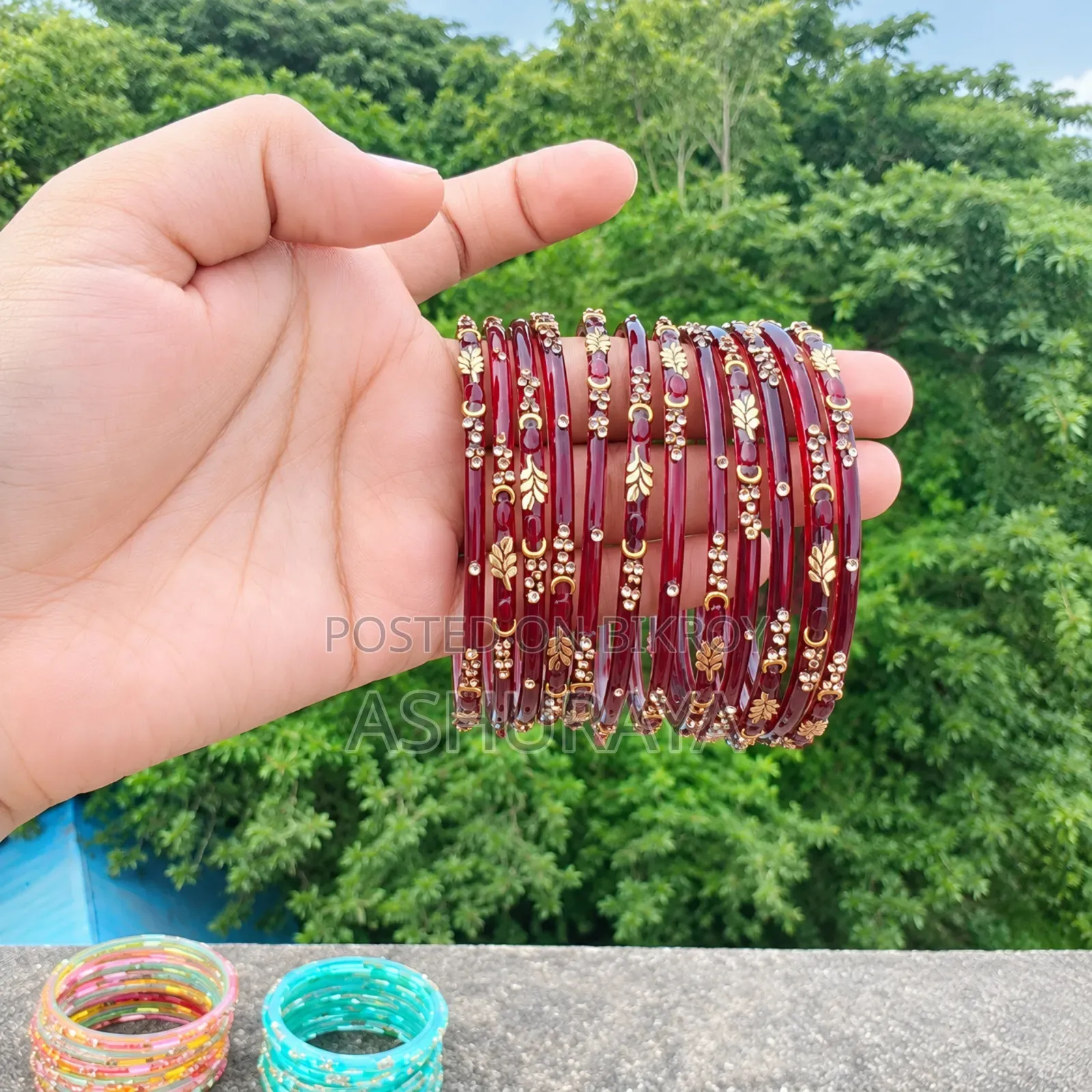 -Bangles (Curi)