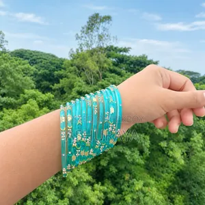 -Bangles (Curi)