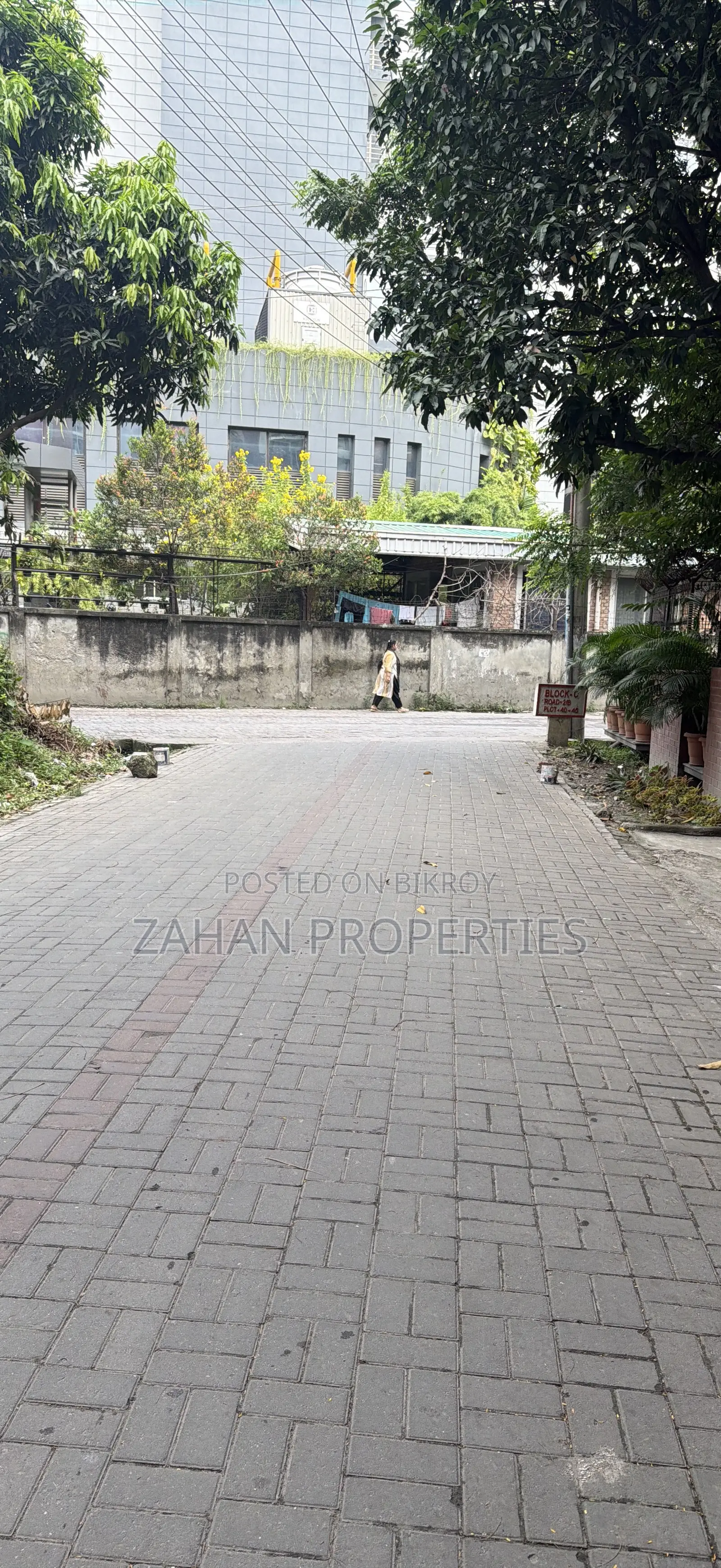 Bashundhara A Block 20 Katha Plot Sell