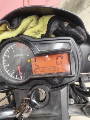 রানার রয়্যাল+ ভি২ ২০২৪ কালো