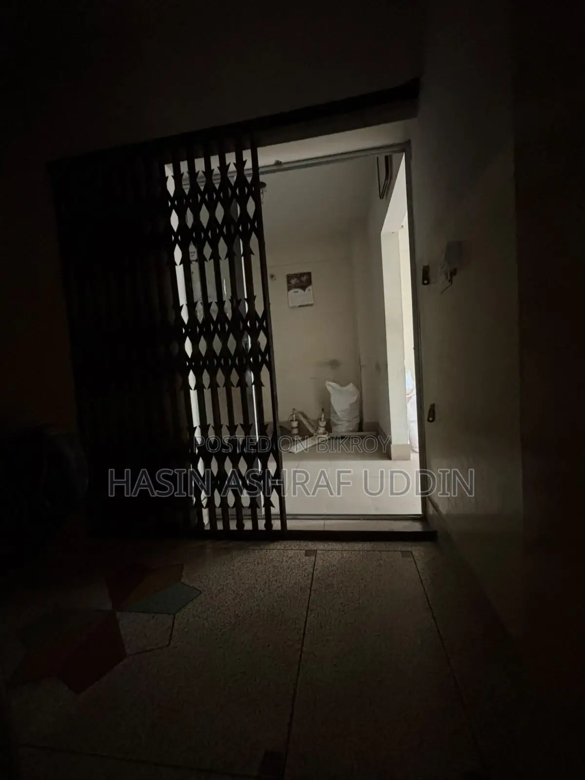 Office Space for Rent: Mohammadpur Townhall Bazar (Prime Location)