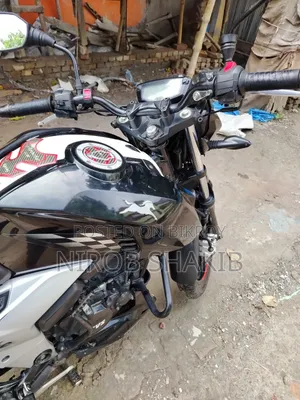 TVS Apache RTR 160 4V 2019 Black