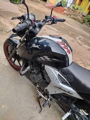 TVS Apache RTR 160 4V 2019 Black