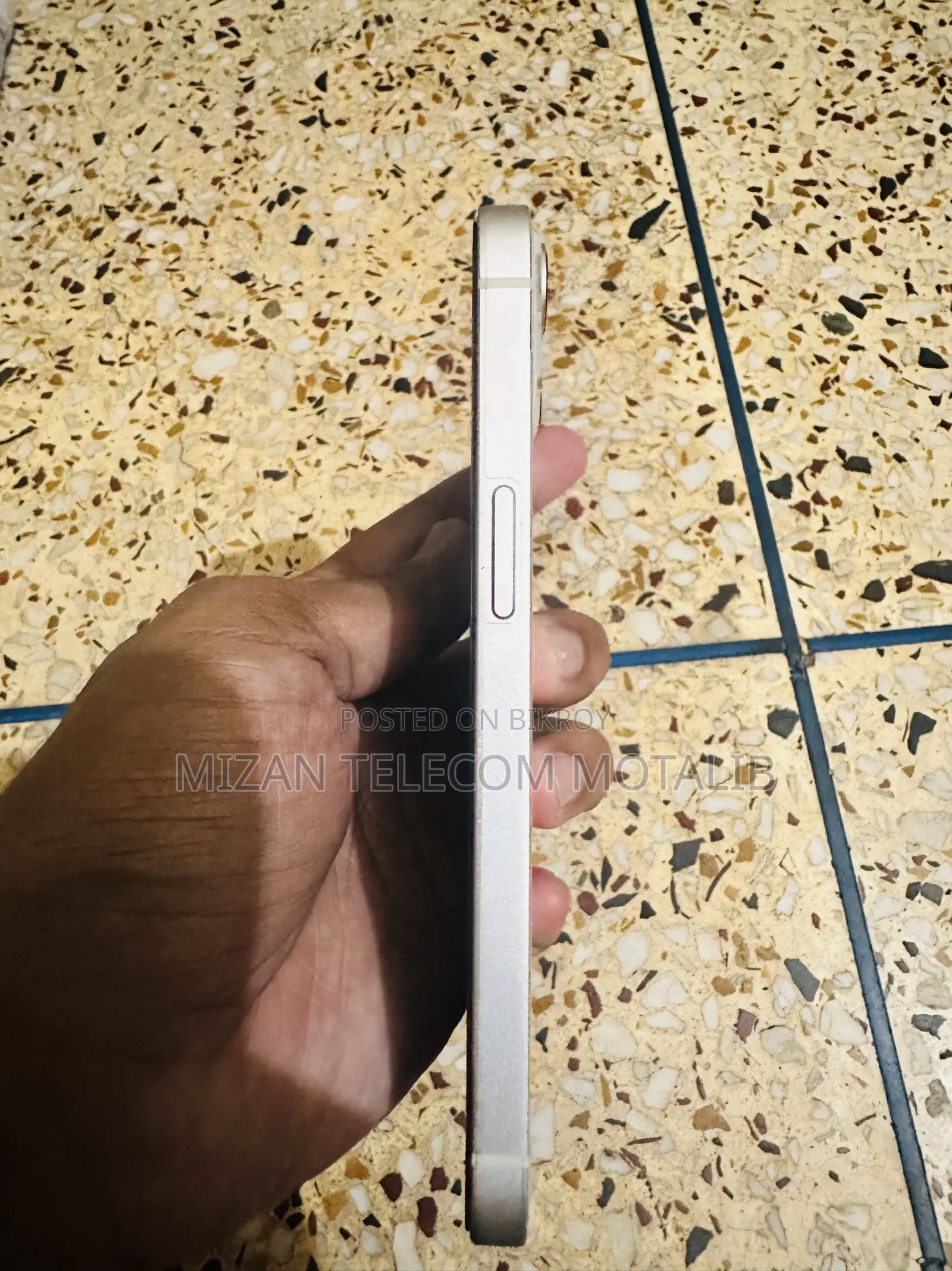 Apple iPhone 13 128 GB White