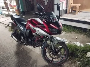 Yamaha Fazer V1 2016 Red