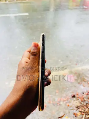 অ্যাপল আইফোন ১১ প্রো ৬৪ জিবি গোল্ড