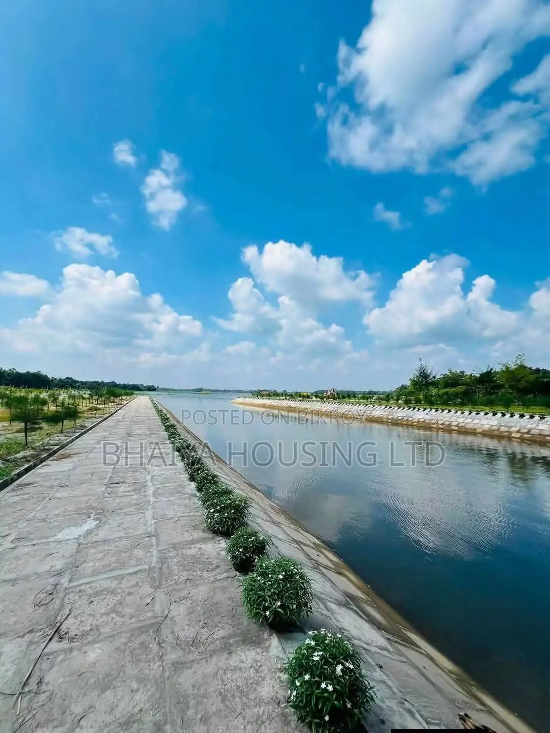 ৩ কাটা প্লট পূর্বাচল পাইন সিটি-তে