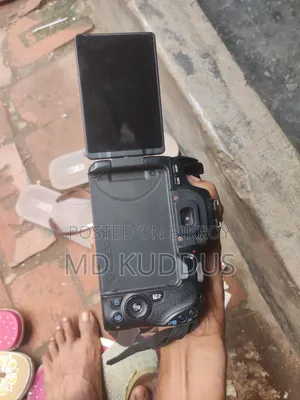 ক্যানন ২০০ডি