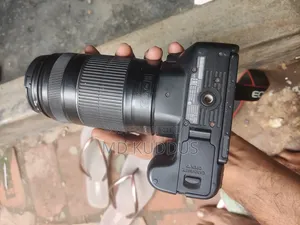 ক্যানন ২০০ডি