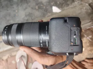 ক্যানন ২০০ডি