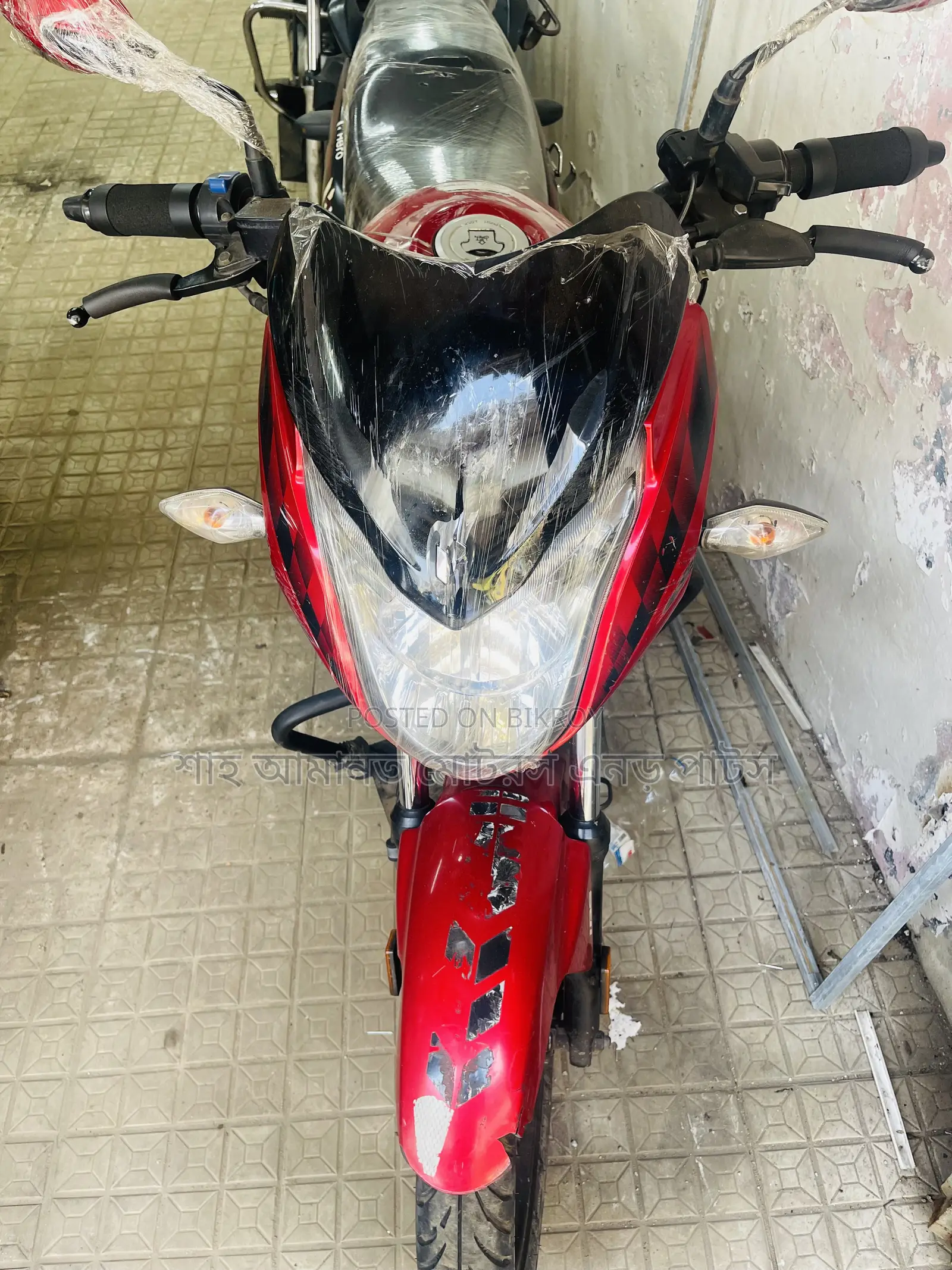 হিরো ইগনিটর ২০২২ লাল