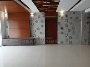 বসুন্ধরা ২৬৭, বসুন্ধরাতে সাজানো ৪ বেডরুমের অ্যাপার্টমেন্ট বিক্রির জন্য