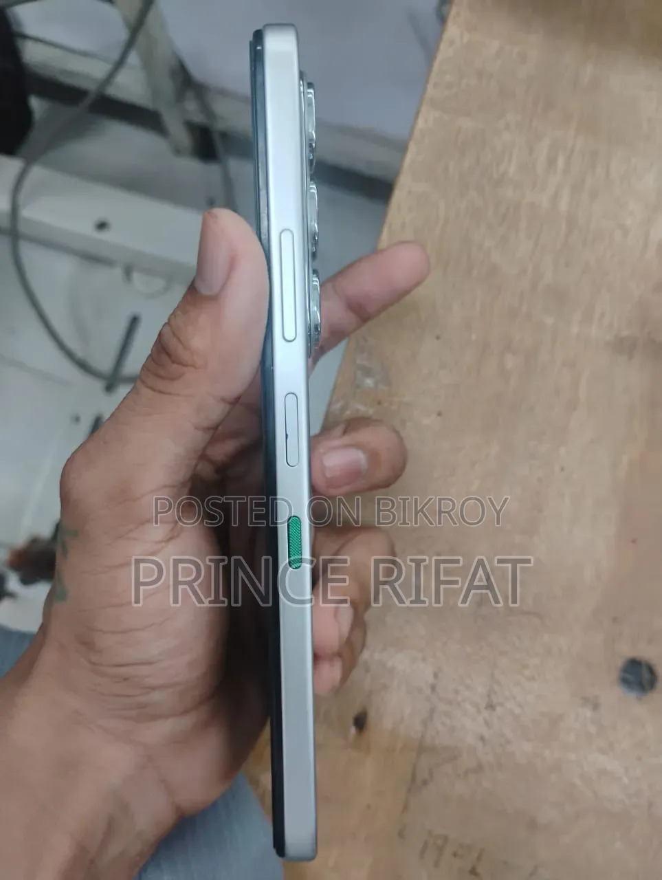 ইনফিনিক্স হট ৬০আই ১২৮ জিবি হোয়াইট