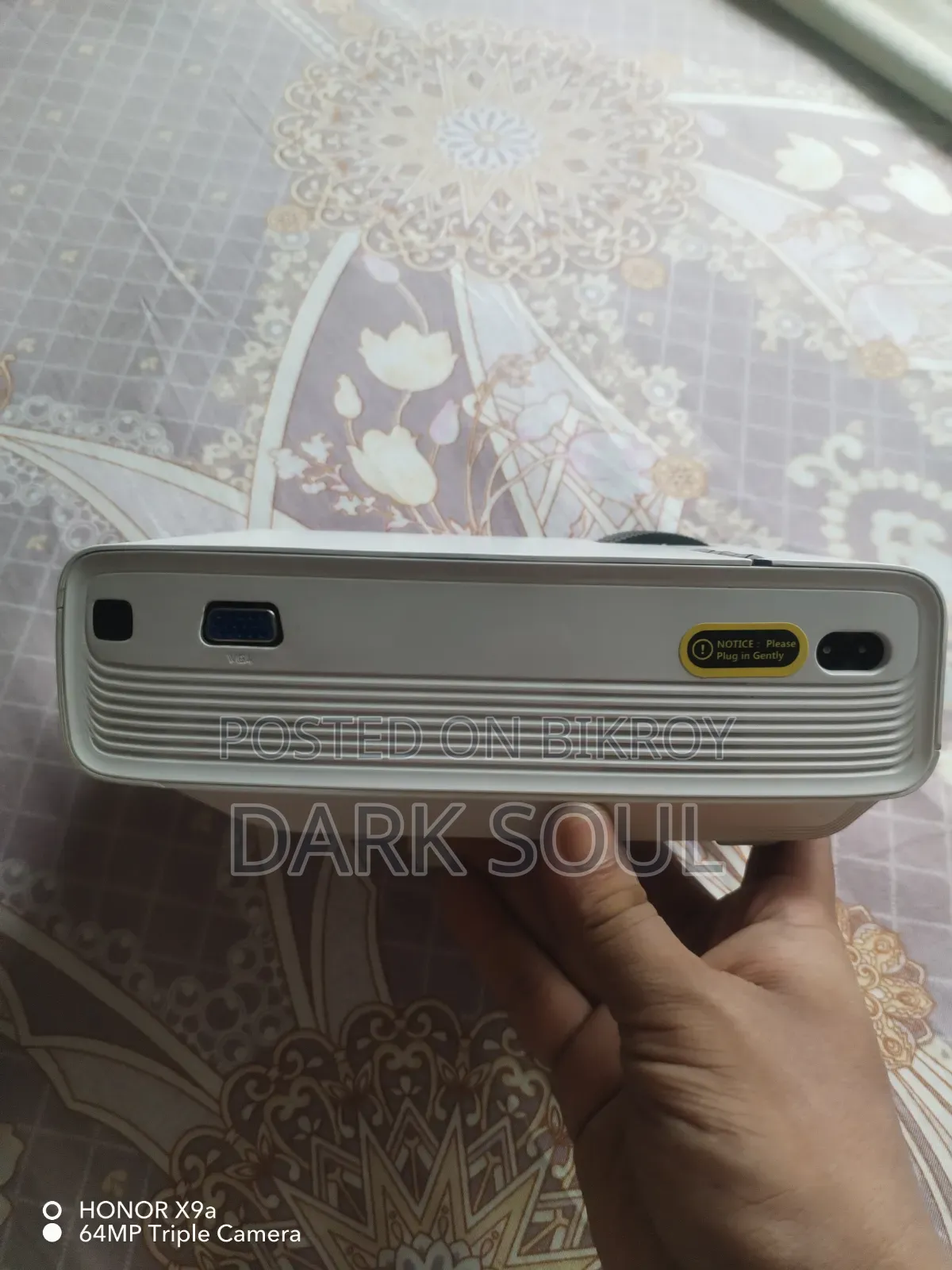 এলিফাস এইচডি এলইডি প্রজেক্টর
