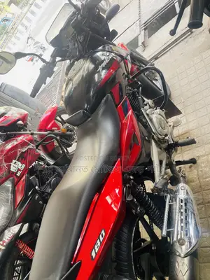 বাজাজ পালসার ১৫০ ২০১৭ কালো