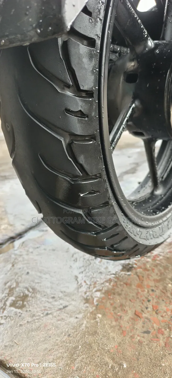 ইয়ামাহা ফাজার ভি২ ২০২১ সবুজ