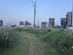 ব্লক-এম, (৪+৪)=৮ কাঠা, দক্ষিণমুখী, এল ব্লকের কাছে, বসুন্ধরা