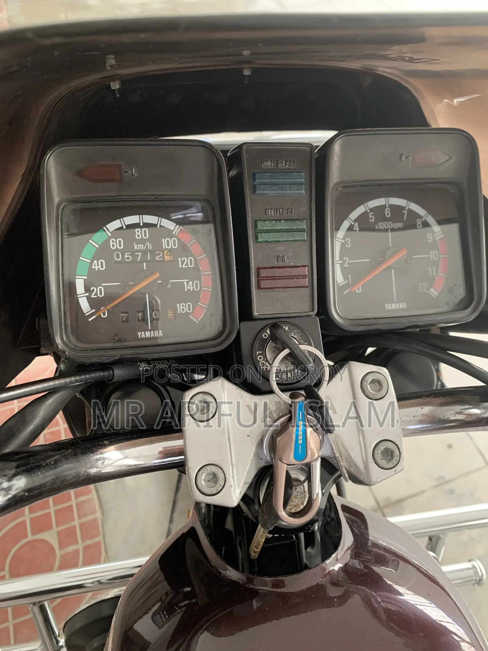 Yamaha 2004 Black