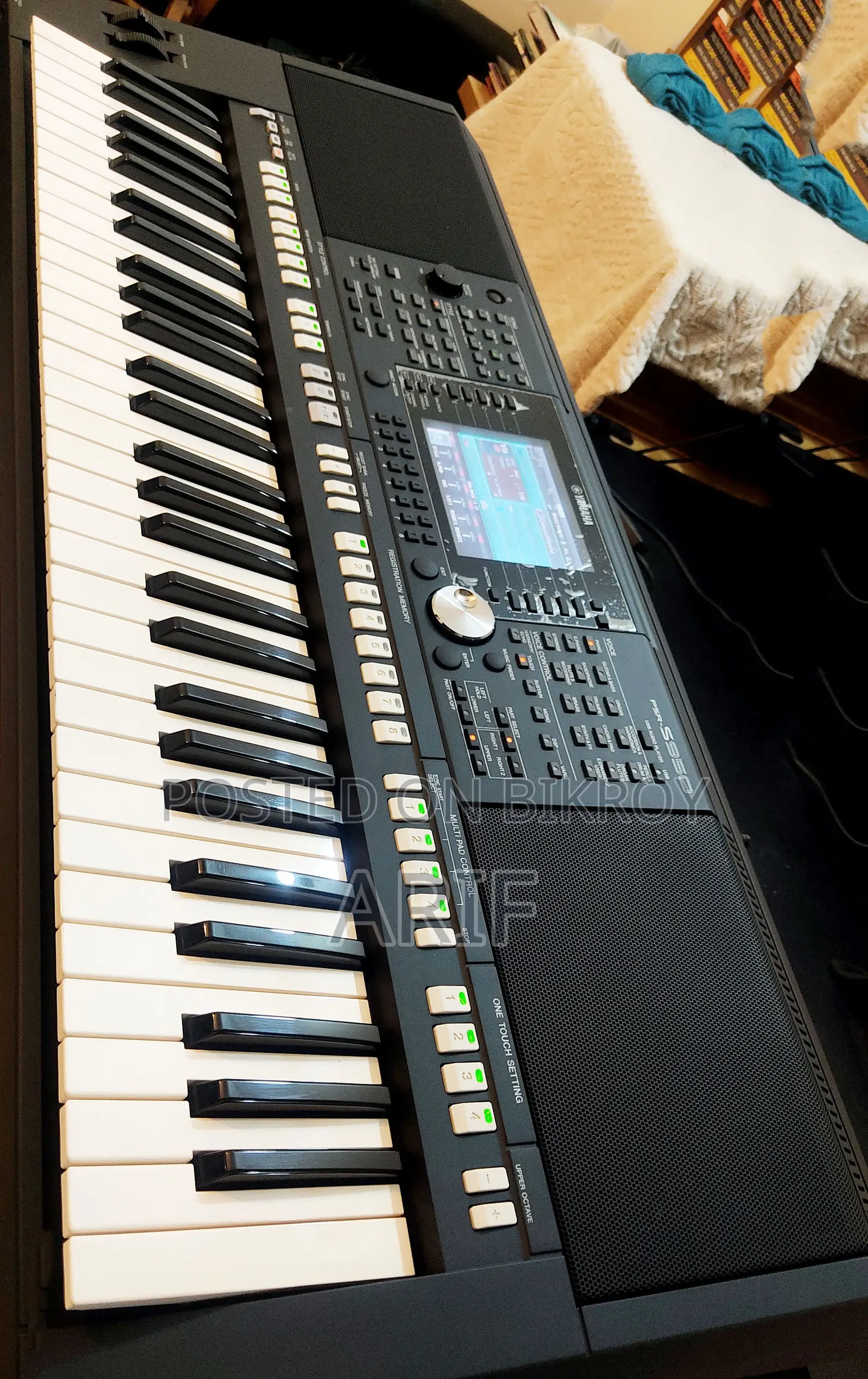 YAMAHA PSR-S950 Professional Arranger Workstation