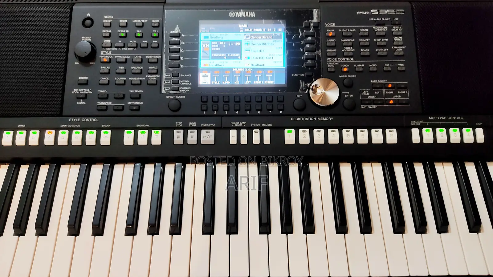 YAMAHA PSR-S950 Professional Arranger Workstation