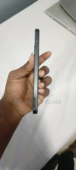 অপ্পো রেনো১৪ ২৫৬ জিবি ব্ল্যাক
