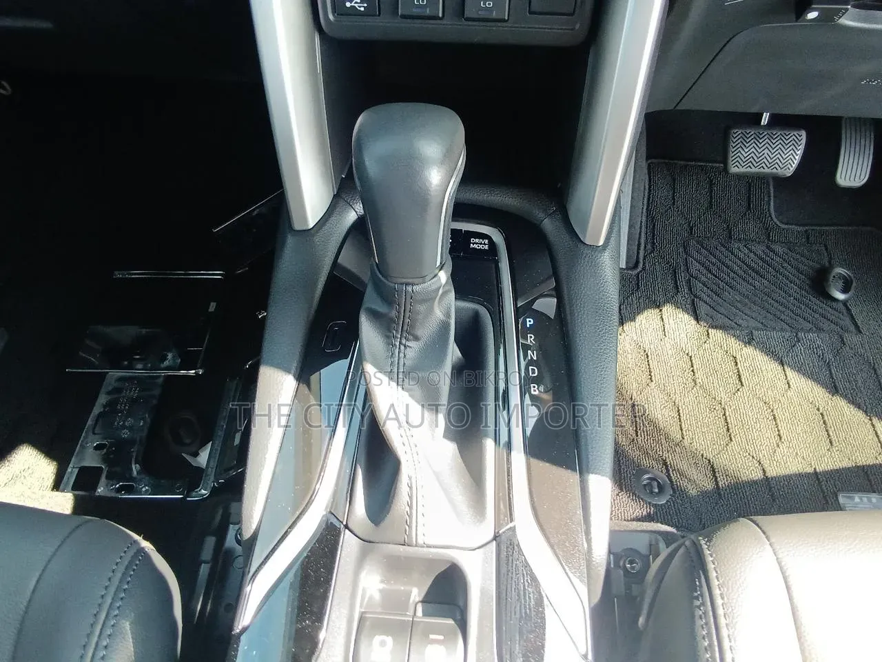 Toyota Corolla Cross 2023 Pearl