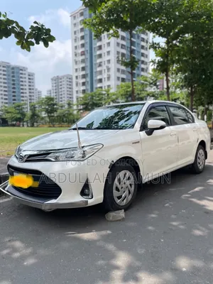 Toyota Axio 1.5 Hybrid 2WD 2020 White