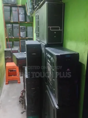 ডেস্কটপ কম্পিউটার ৪জিবি ইন্টেল কোর আই৫ এইচডিডি ৫০০জিবি