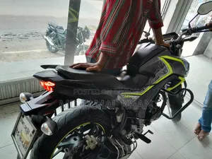হোন্ডা হর্নেট ২০১৯ সবুজ