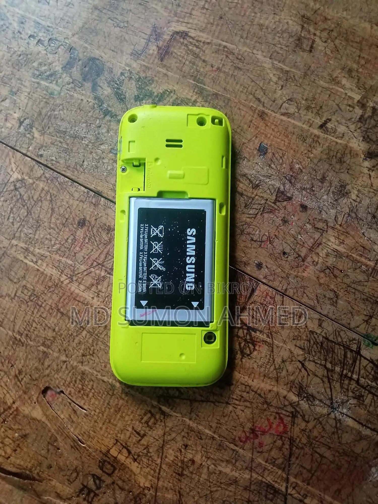 Samsung Guru Music 2 White