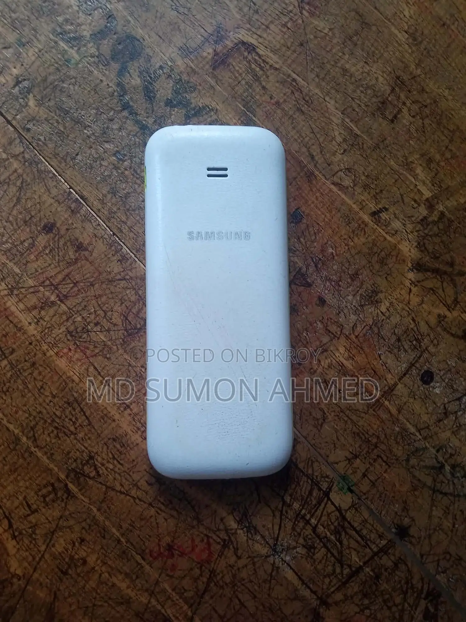 Samsung Guru Music 2 White