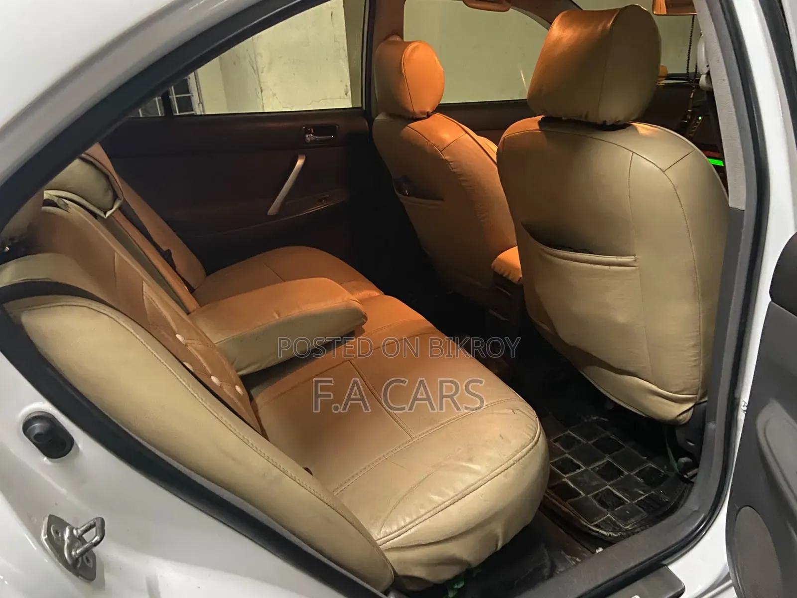 Toyota Premio 1.5 Front-Wheel Drive 2005 Pearl