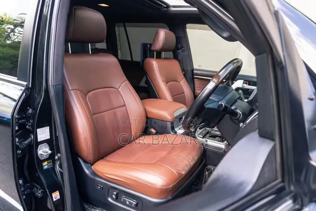 Toyota Land Cruiser 4.5 V8 VXR 2016 Black